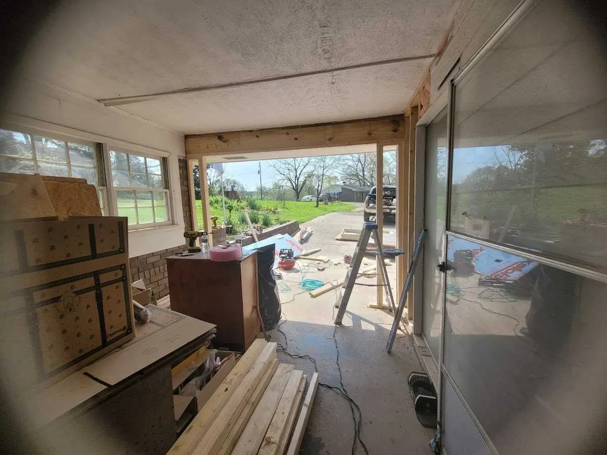 Air movers and dehumidifier for Drying & Dehumidification in Newport Beach